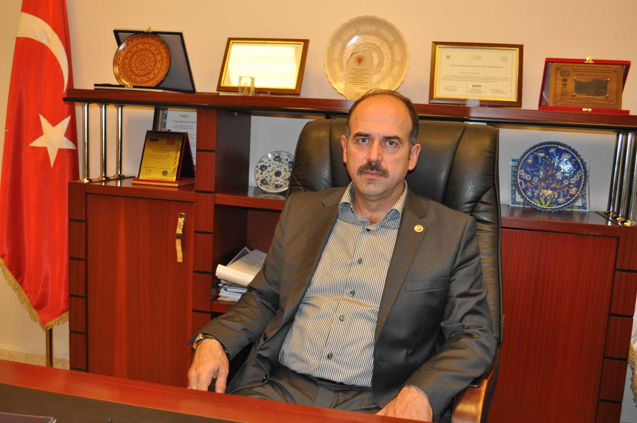 Sidik Yarışında Değil, Hizmet Yarışındayız 